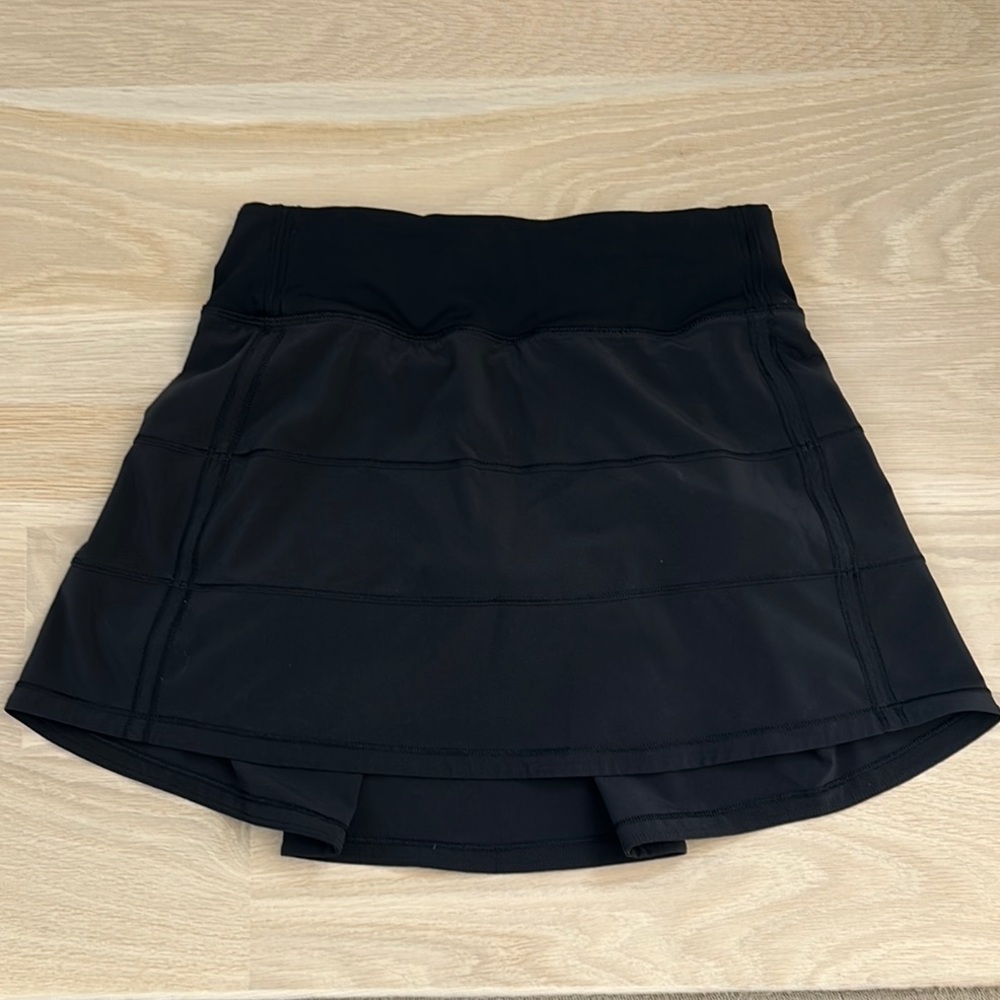 Lululemon Black Women's Skirt
